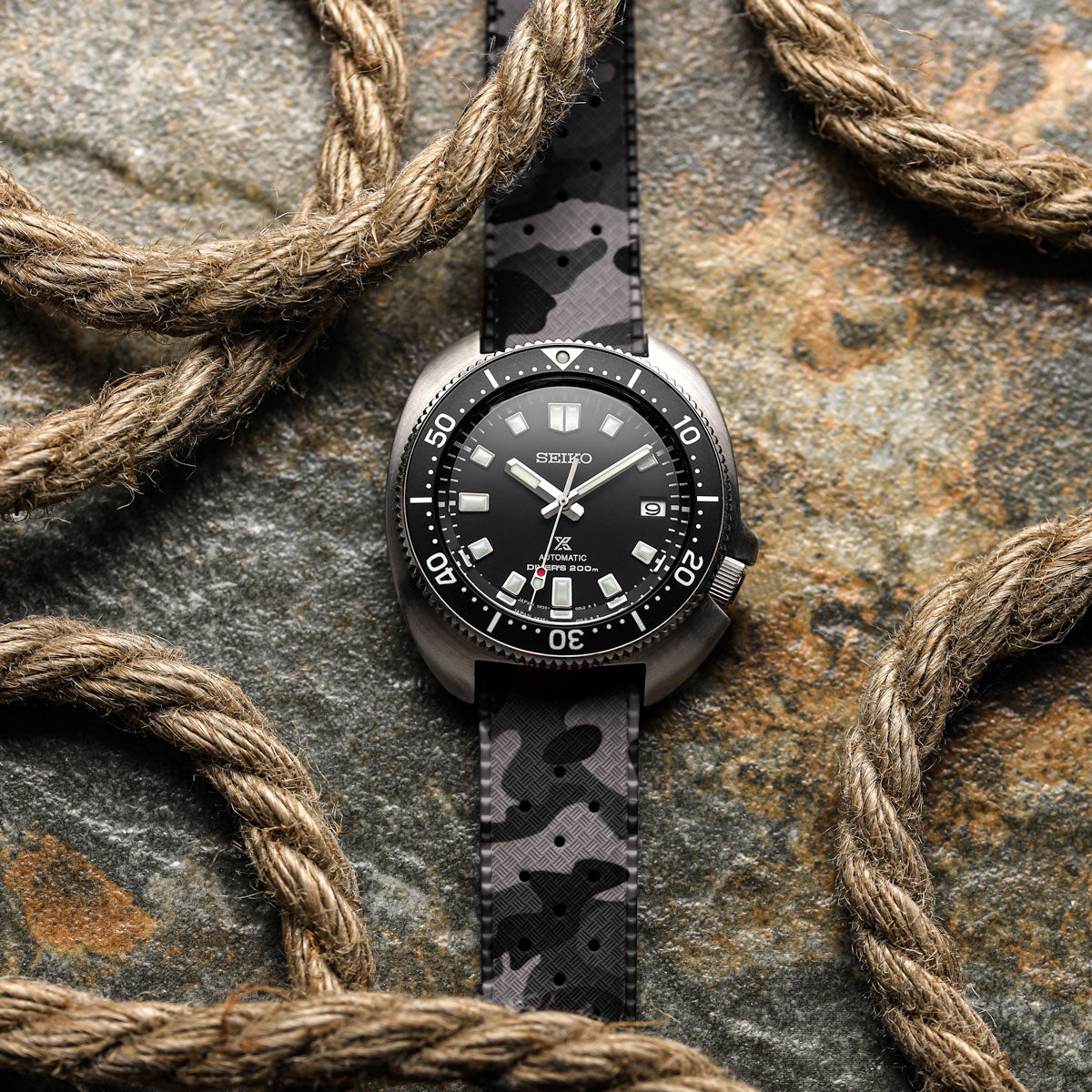 Tropical Style Camo Rubber Watch Strap - Grey