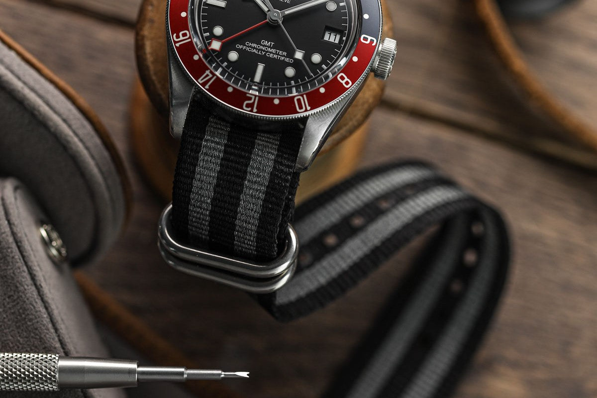 1973 British Military Watch Strap: Large Buckle