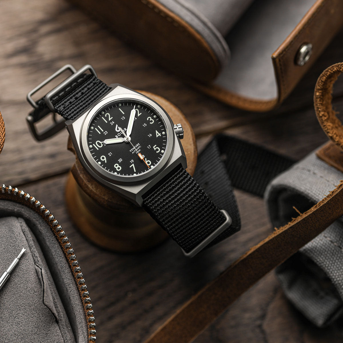 Boldr Venture Carbon Black - Automatic - additional image 1