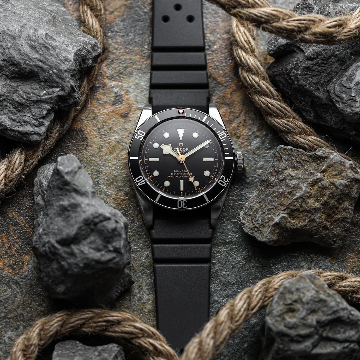 ZULUDIVER 284 Italian Rubber Dive Watch Strap - Black - additional image 1