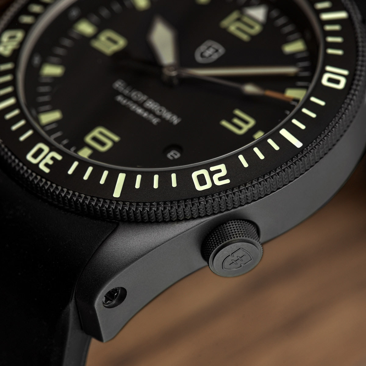 Elliot Brown Holton Automatic 101-A10 - Black/Grey - additional image 4