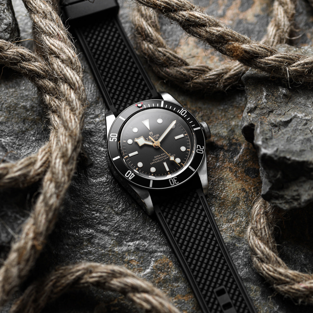 Saltdean FKM Rubber Divers Watch Strap - Black - additional image 2