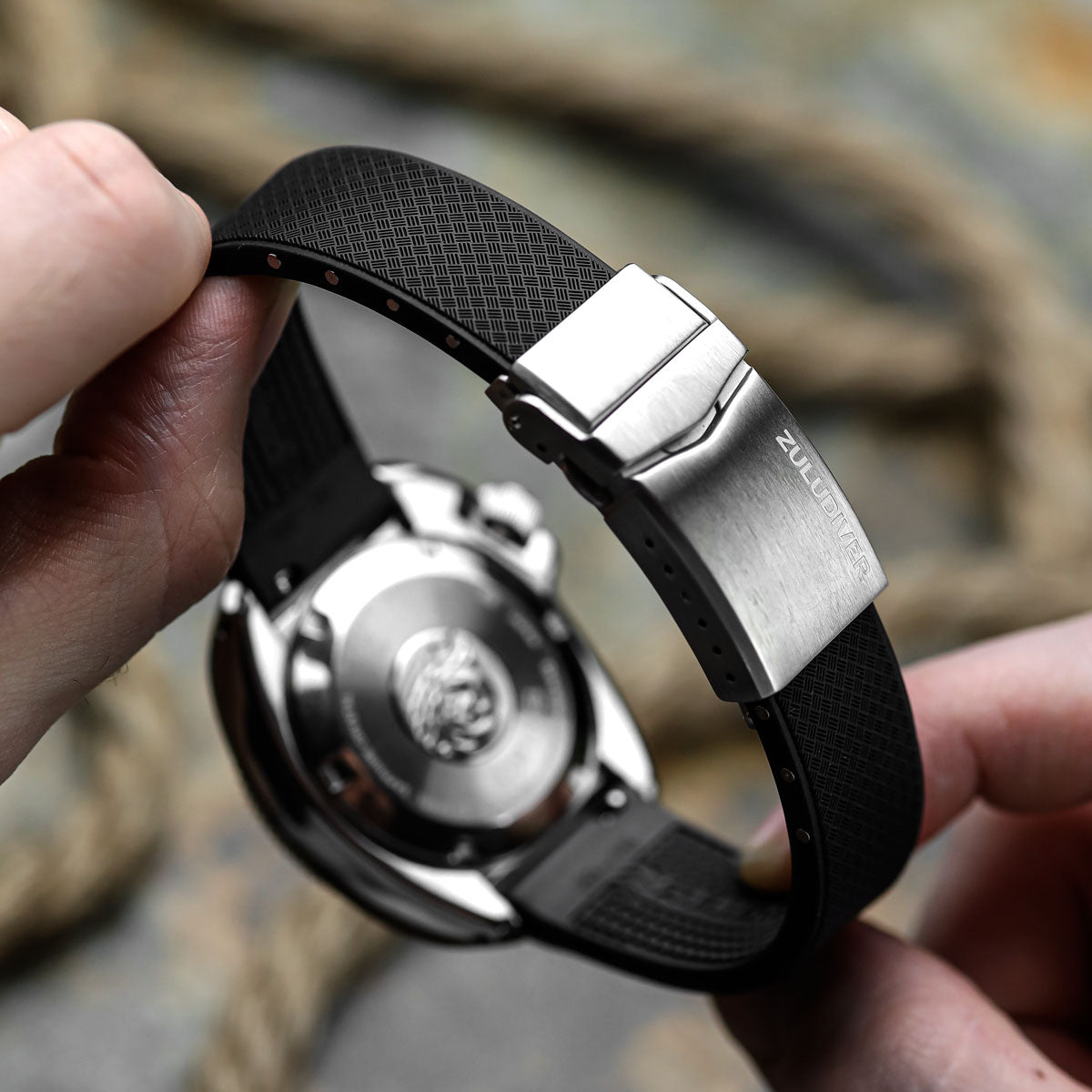 TSUNAMI Rubber Deployant Watch Strap - additional image 3