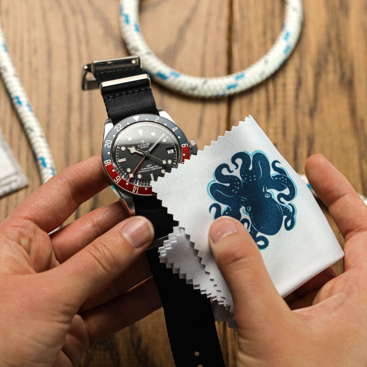 OctoPod Polishing Cleaning Cloth - additional image 1