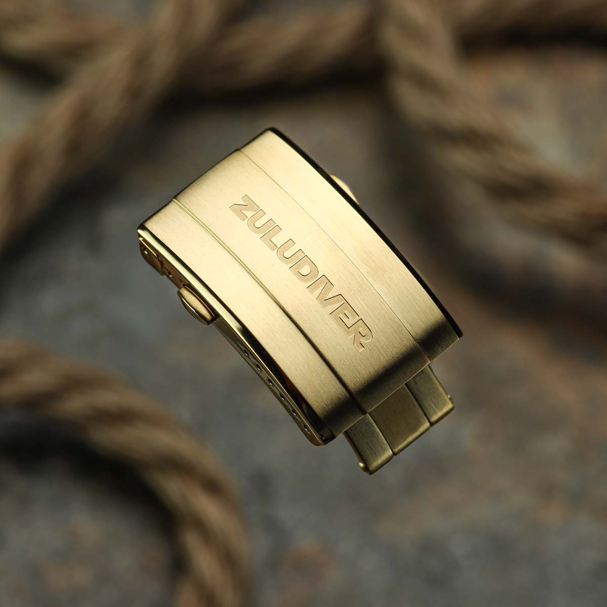 HydroLock MK2 Deployant Buckle - Super Luminova