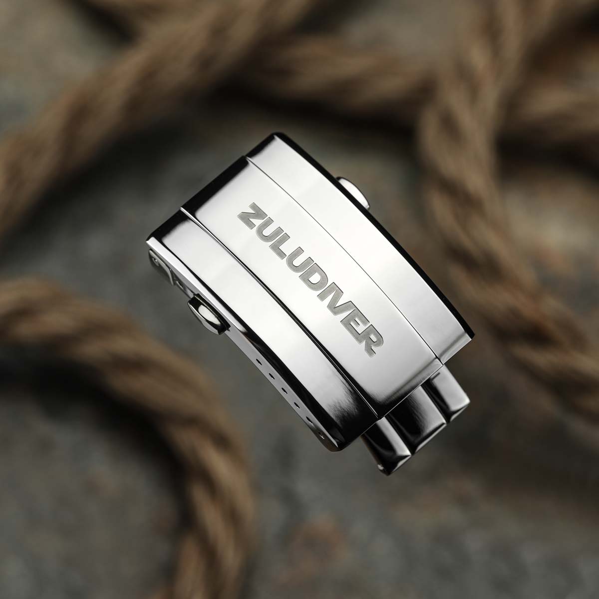 HydroLock MK2 Deployant Buckle - Super Luminova