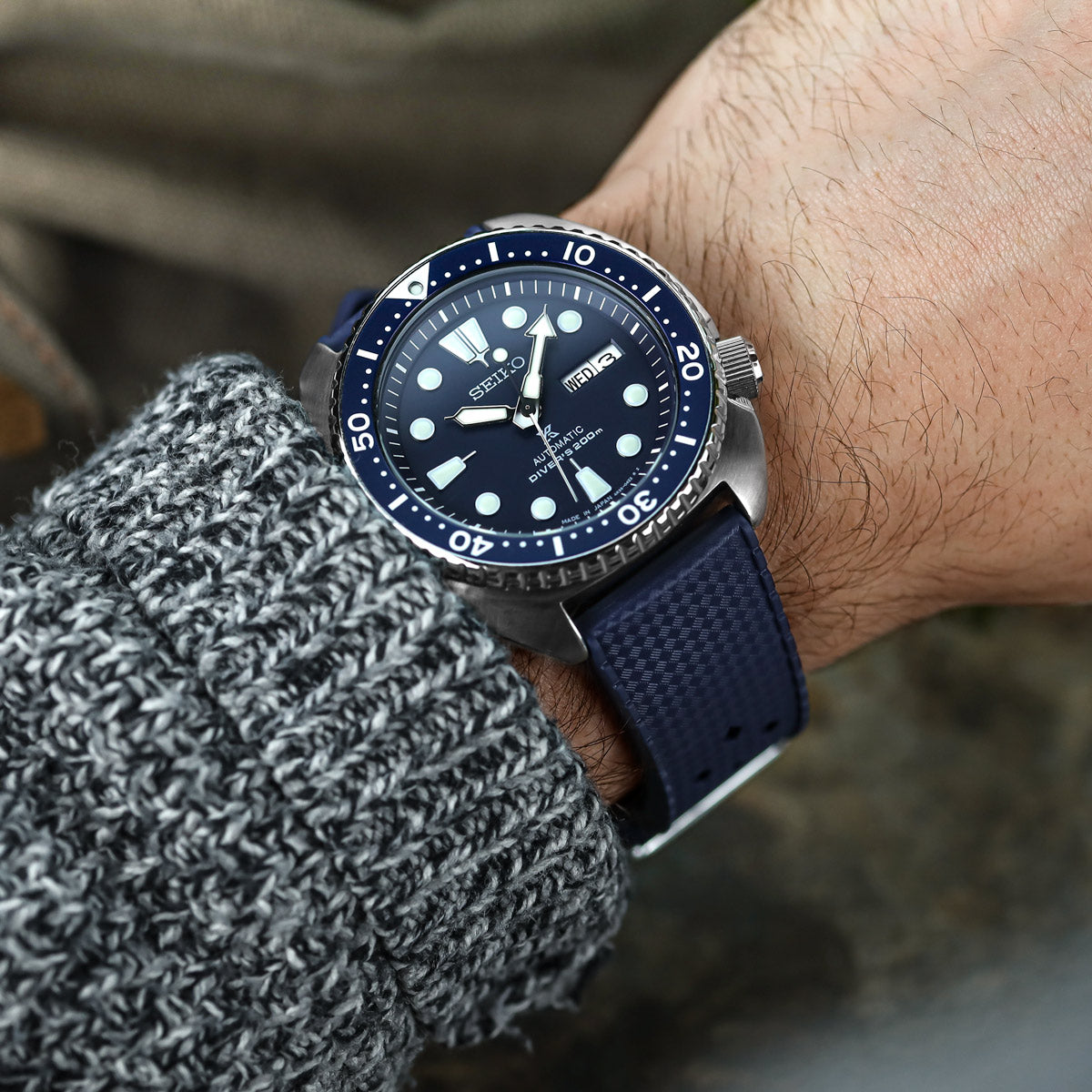 ZULUDIVER Modern Tropical Watch Strap (MkII) - Navy - Silver Hardware - additional image 3