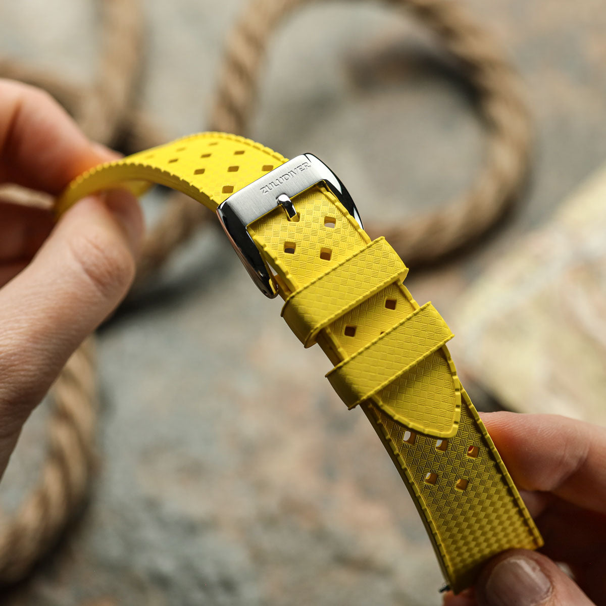 AquaTropic Rubber Watch Strap MKII Coconut White ZULUDIVER