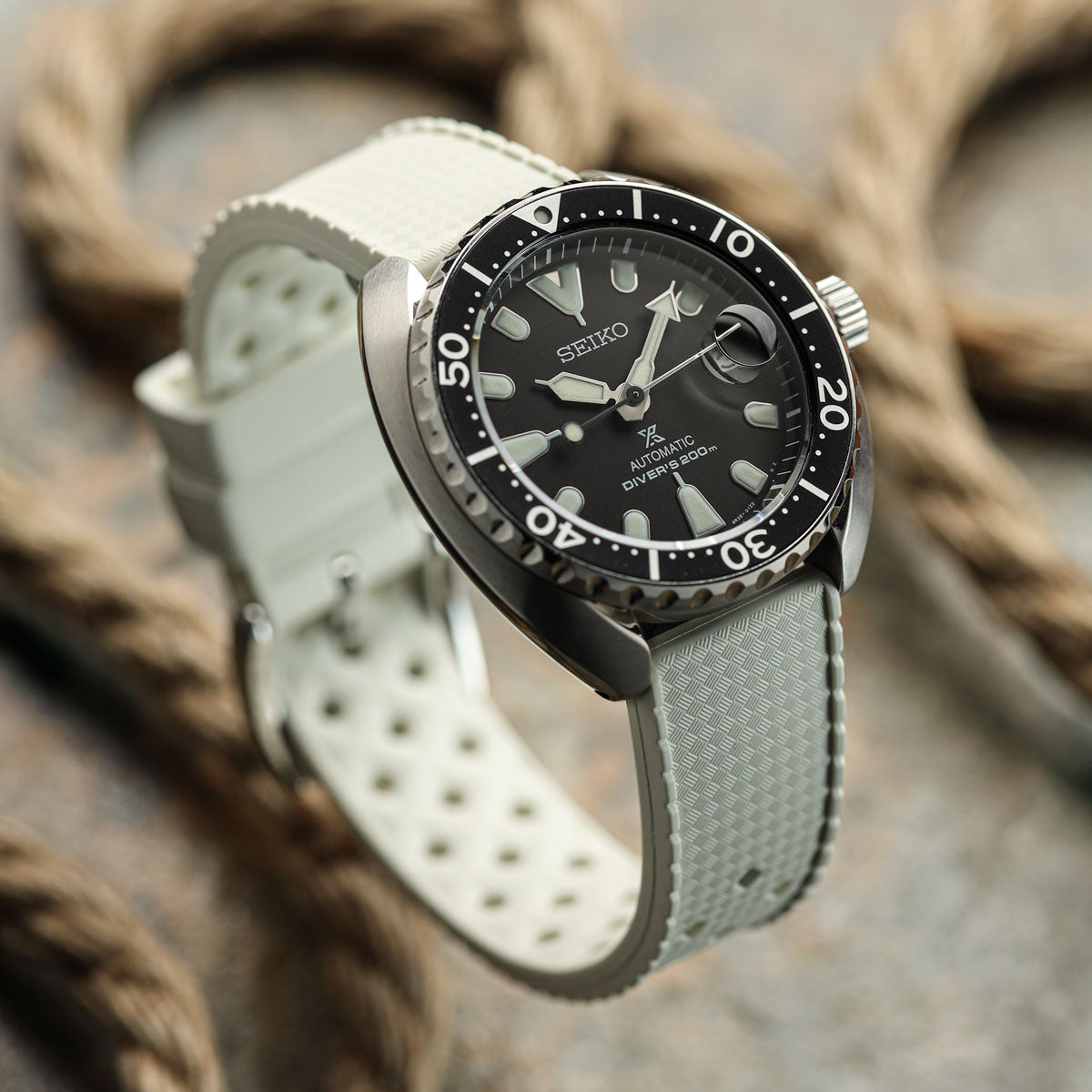 AquaWave Rubber Watch Strap (MKII) -  Vintage White + Lume