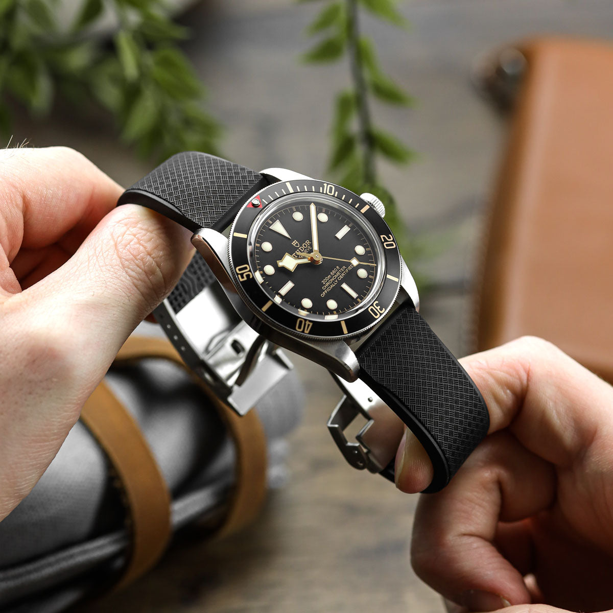 TSUNAMI Rubber Deployant Watch Strap - additional image 4
