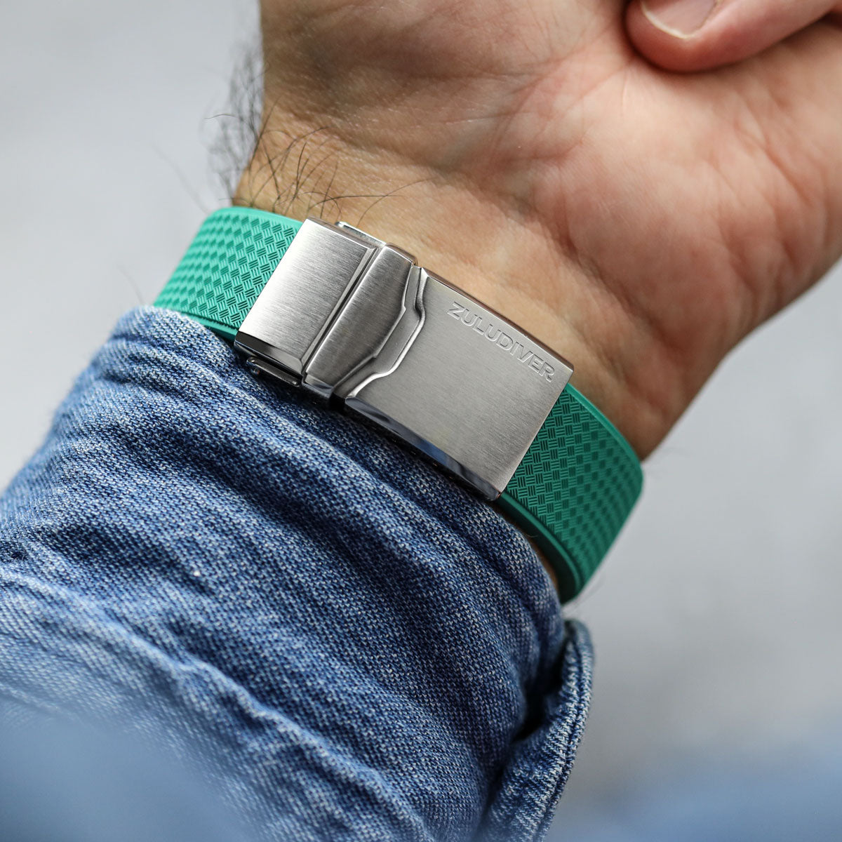 NEW OLD STOCK HydroLock MK1 Deployant Buckle - Brushed