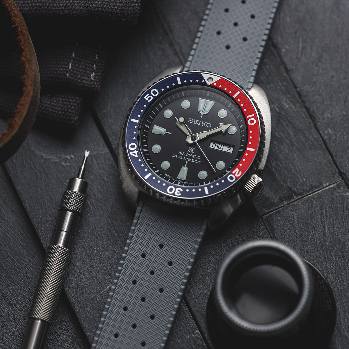 Seiko turtle tropic strap shop