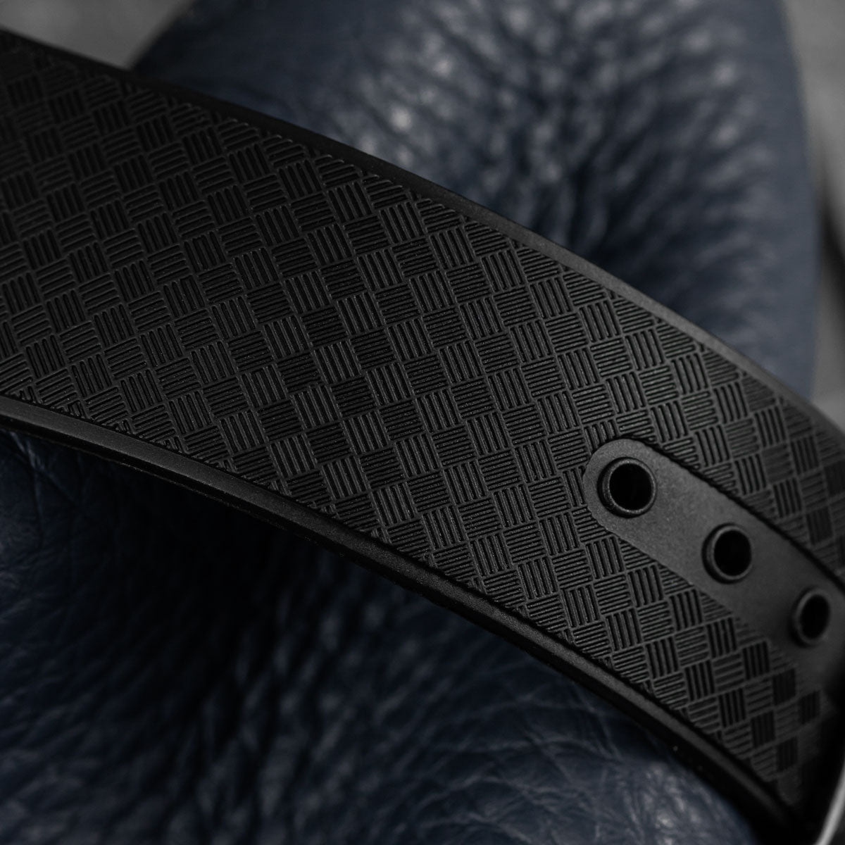 cross hatch detail of black Tropic rubber watch strap by ZULUDIVER